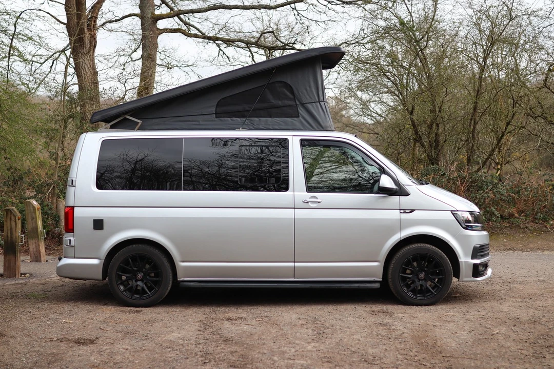 2017 Volkswagen EuroVan - Image 4 of 30