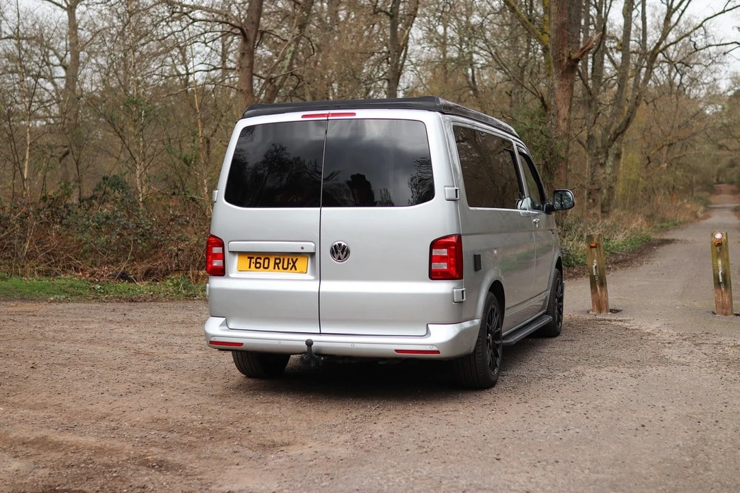 2017 Volkswagen EuroVan - Image 27 of 30
