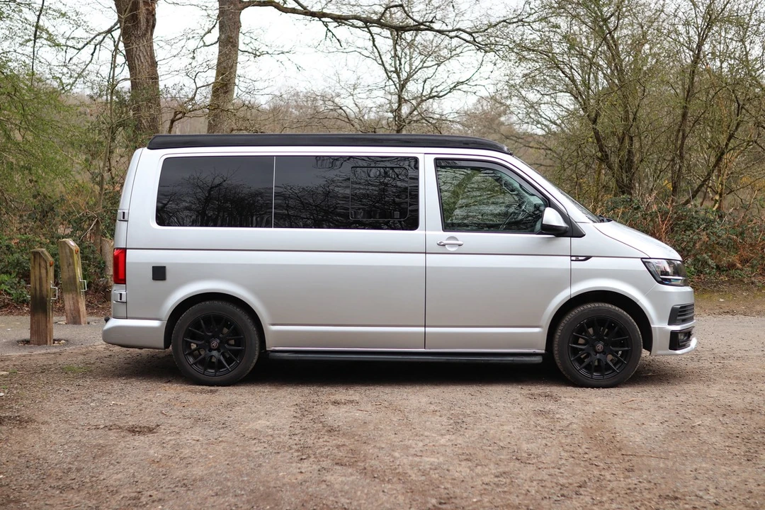 2017 Volkswagen EuroVan - Image 16 of 30