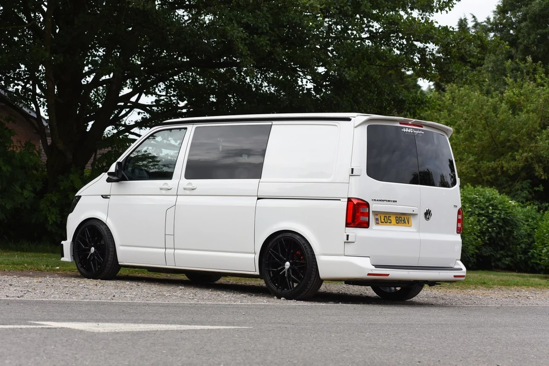 2017 Volkswagen EuroVan - Image 13 of 30