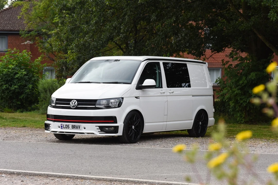 2017 Volkswagen EuroVan - Image 7 of 30
