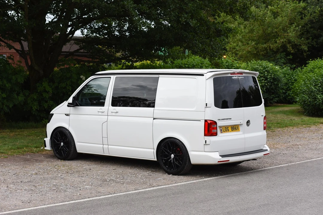 2017 Volkswagen EuroVan - Image 12 of 30