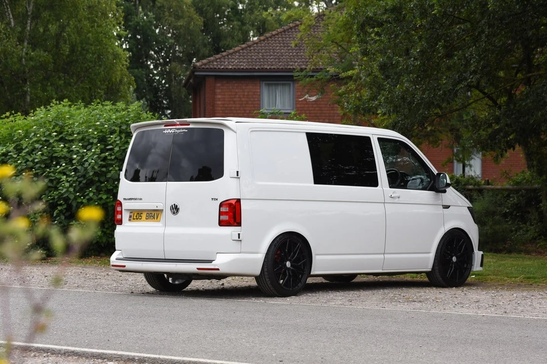 2017 Volkswagen EuroVan - Image 6 of 30