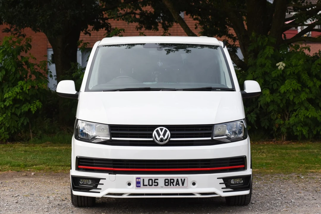 2017 Volkswagen EuroVan - Image 9 of 30