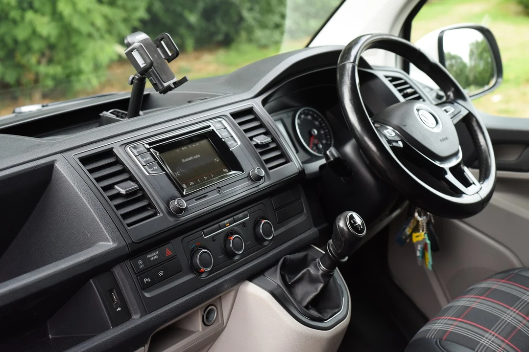 2017 Volkswagen EuroVan - Image 30 of 30
