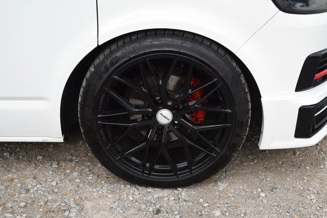 2017 Volkswagen EuroVan - Image 22 of 30
