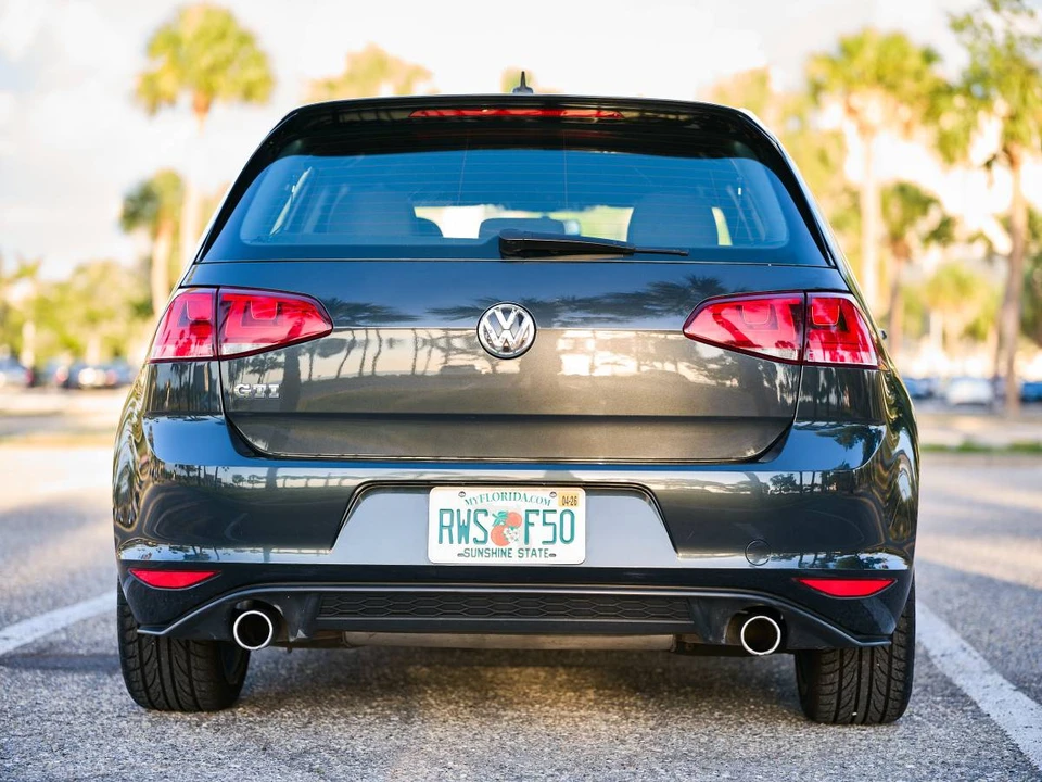 2017 Volkswagen GTI Mk7 - Image 10 of 22