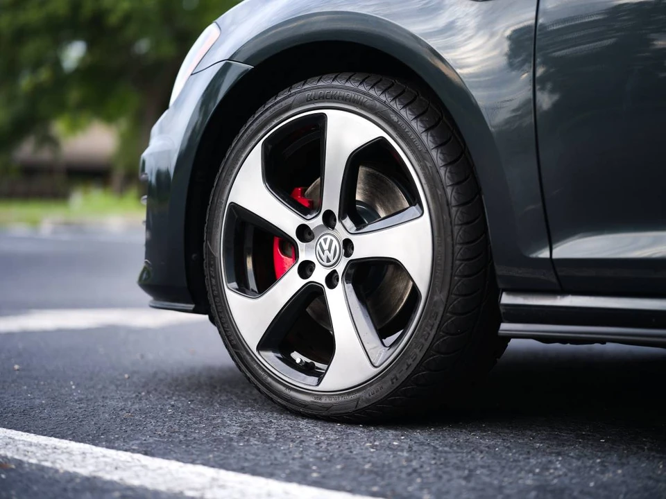 2017 Volkswagen GTI Mk7 - Image 13 of 22