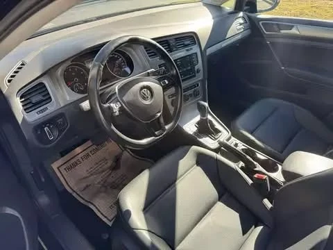 2017 Volkswagen Golf Mk7 - Image 9 of 10