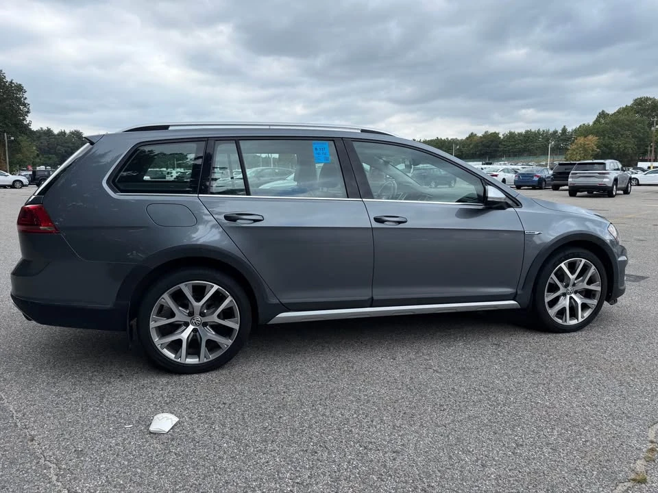 2017 Volkswagen Golf Mk7 - Image 10 of 17