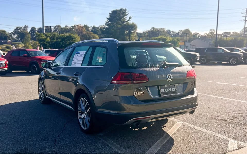2017 Volkswagen Golf Mk7 - Image 4 of 16