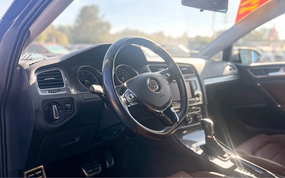 2017 Volkswagen Golf Mk7 - Image 12 of 16
