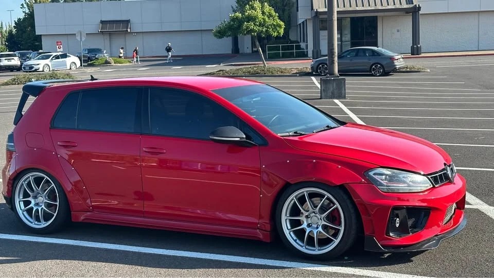2017 Volkswagen GTI Mk7 - Image 5 of 11