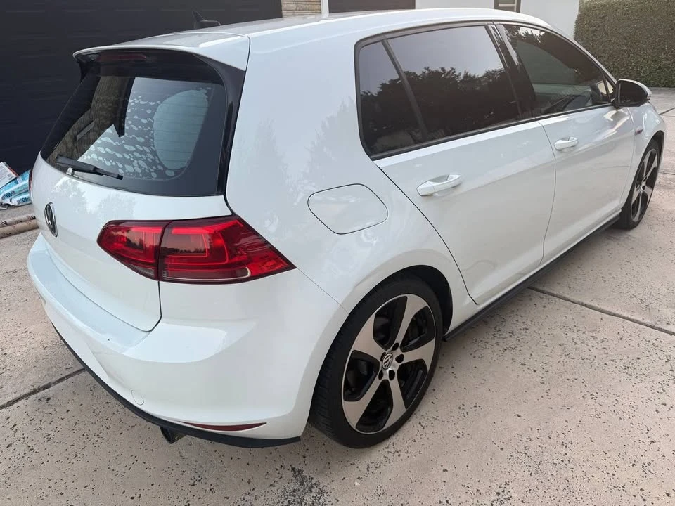 2017 Volkswagen GTI Mk7 - Image 6 of 20