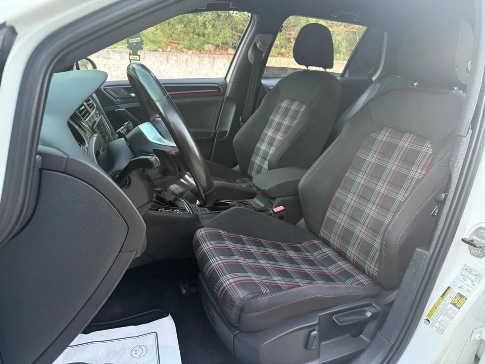 2017 Volkswagen GTI Mk7 - Image 10 of 20