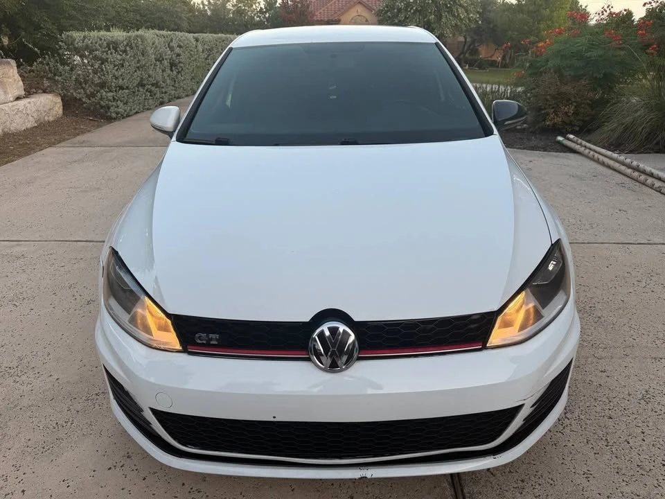 2017 Volkswagen GTI Mk7 - Image 2 of 20