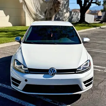 2017 Volkswagen Golf R