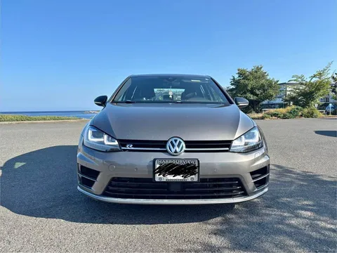 2017 Volkswagen Golf R