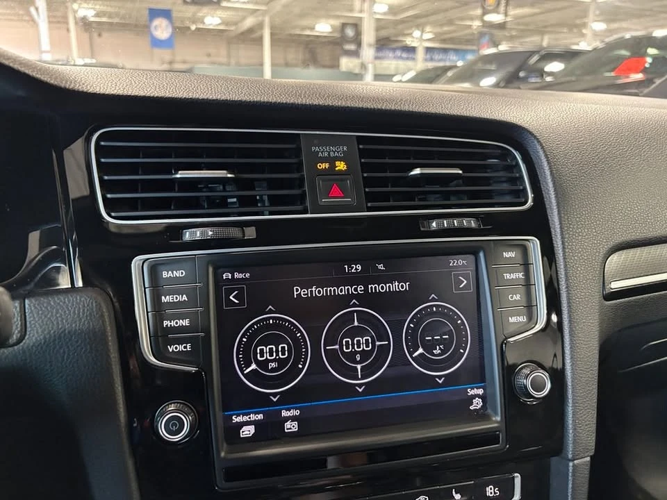 2017 Volkswagen Golf R Mk7 - Image 9 of 16
