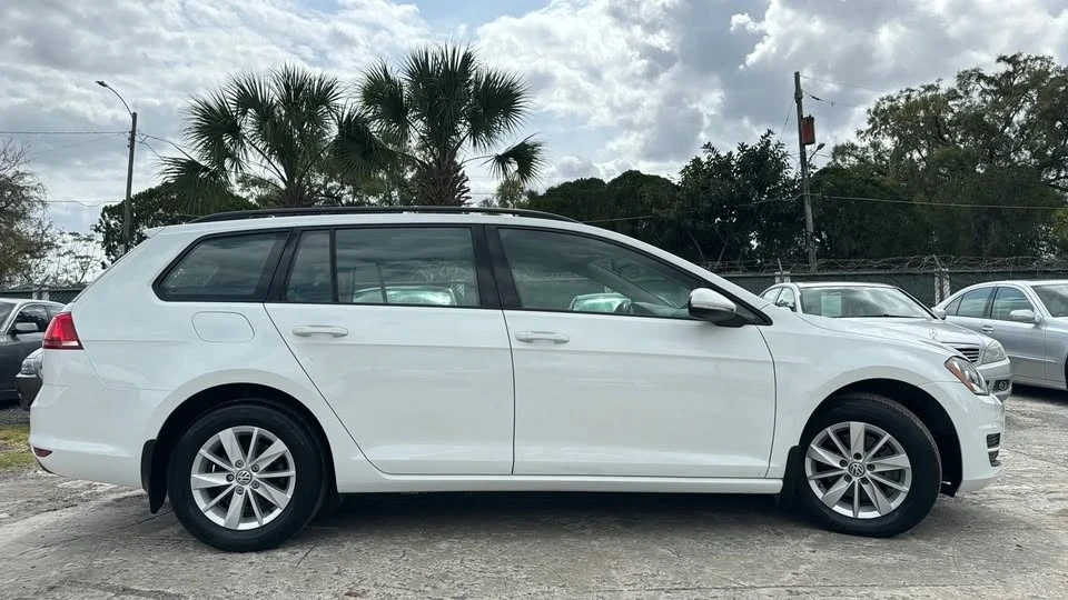 2017 Volkswagen Golf Mk7 - Image 9 of 20