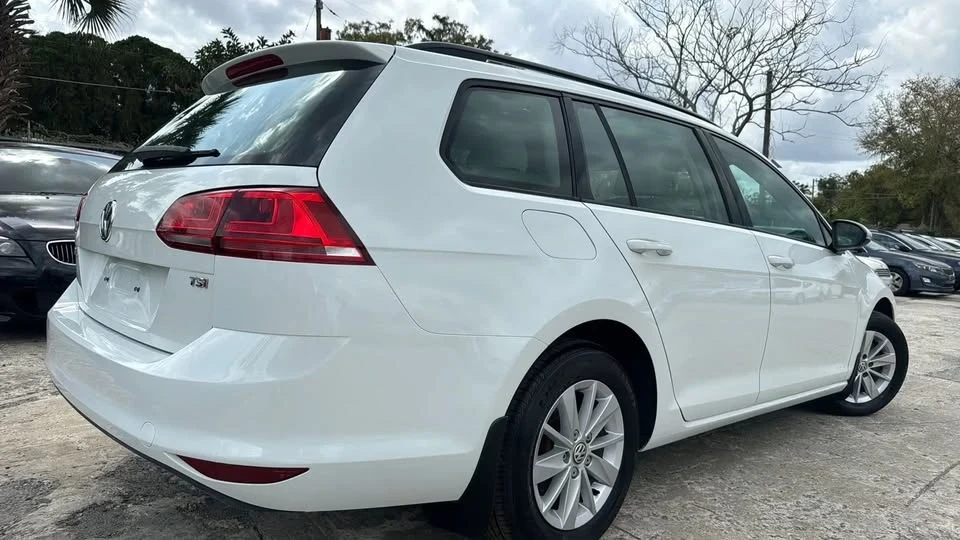 2017 Volkswagen Golf Mk7 - Image 8 of 20