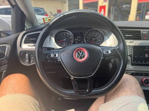 2017 Volkswagen Golf Mk7 - Image 7 of 18