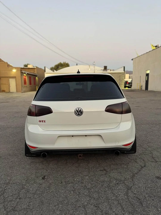 2017 Volkswagen GTI Mk7 - Image 5 of 11