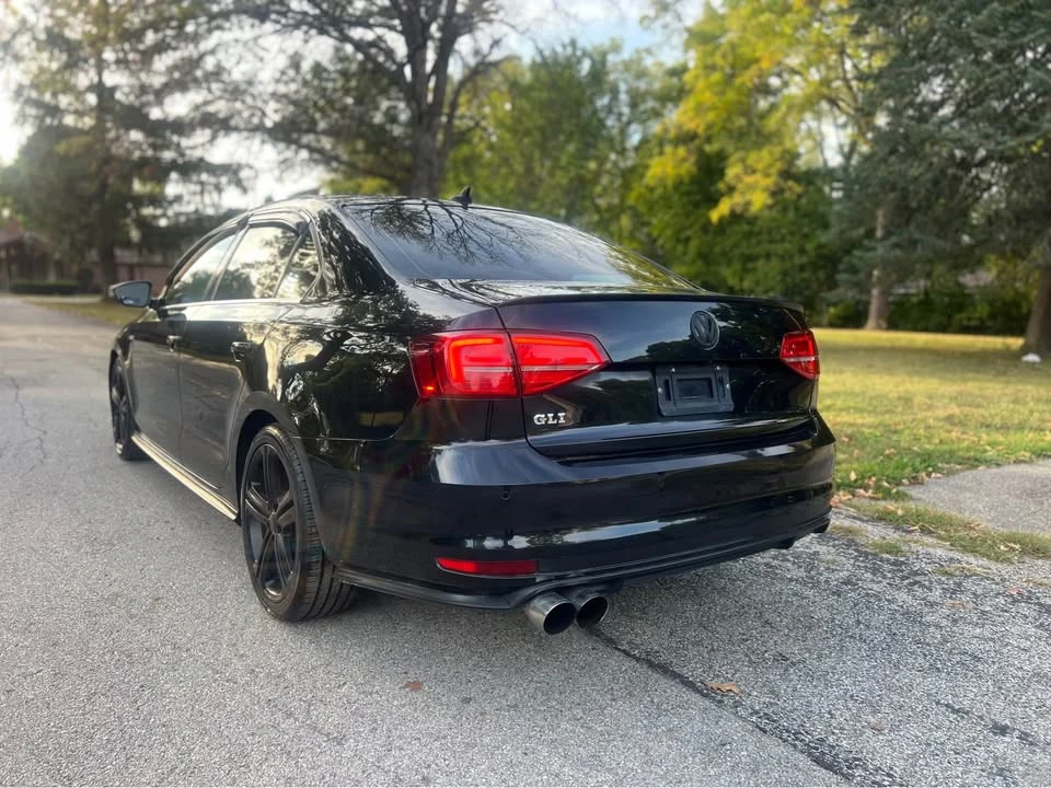 2017 Volkswagen GTI Mk7 - Image 3 of 10