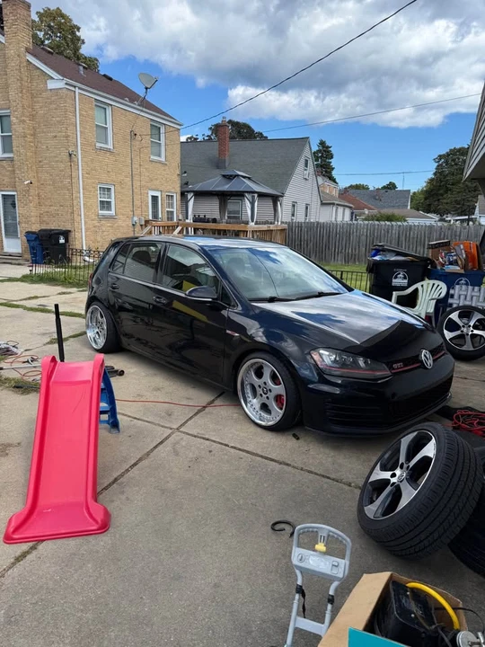 2017 Volkswagen GTI Mk7 - Image 11 of 16