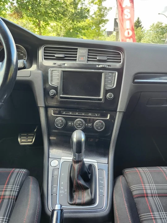 2017 Volkswagen GTI Mk7 - Image 13 of 18