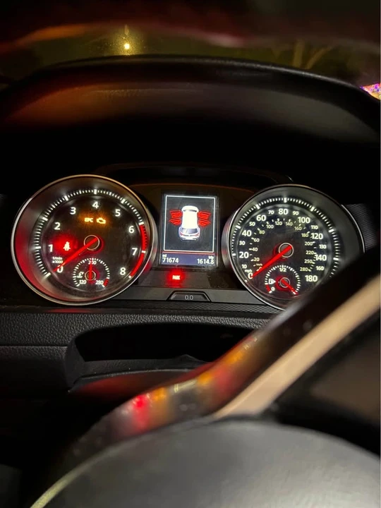 2017 Volkswagen GTI Mk7 - Image 3 of 8