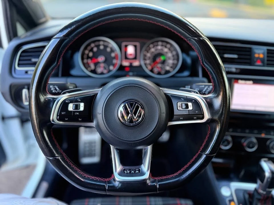 2017 Volkswagen GTI Mk7 - Image 12 of 19