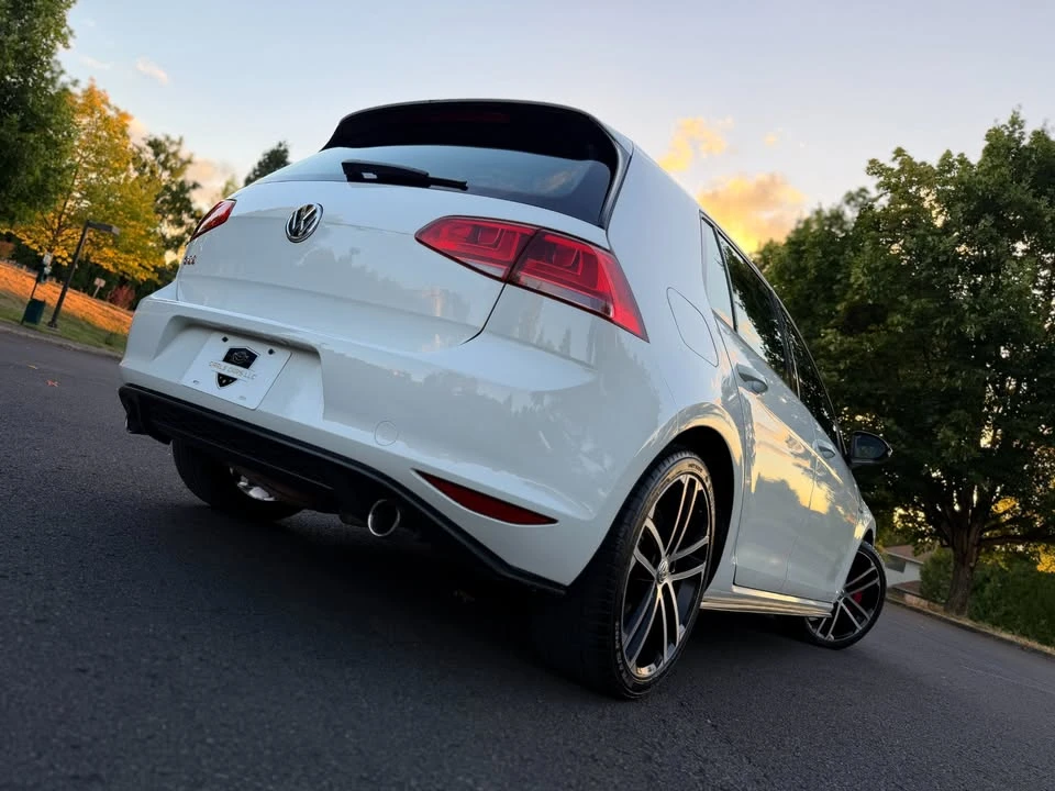 2017 Volkswagen GTI Mk7 - Image 19 of 19
