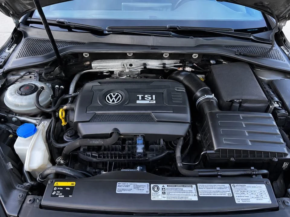 2017 Volkswagen Golf R Mk7 - Image 9 of 12
