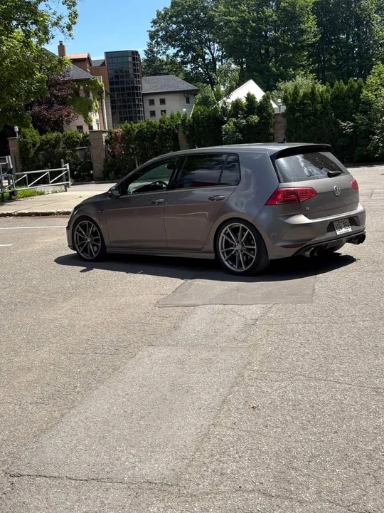 2017 Volkswagen Golf R Mk7 - Image 2 of 2