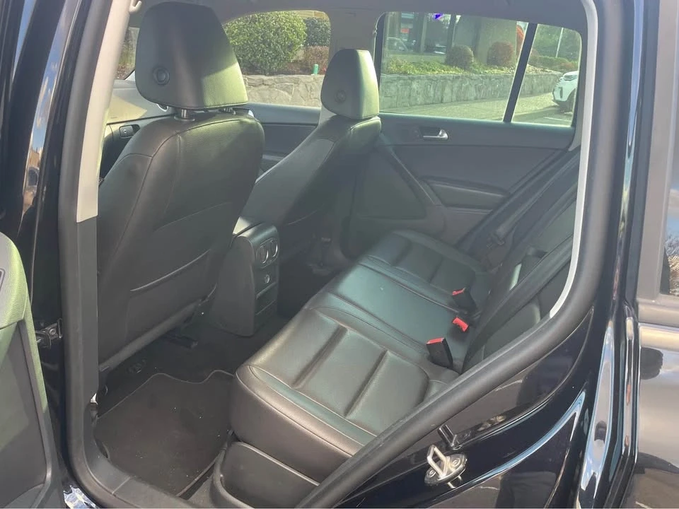 2017 Volkswagen Tiguan - Image 7 of 8