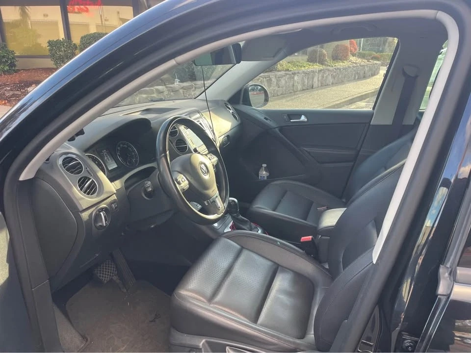 2017 Volkswagen Tiguan - Image 6 of 8