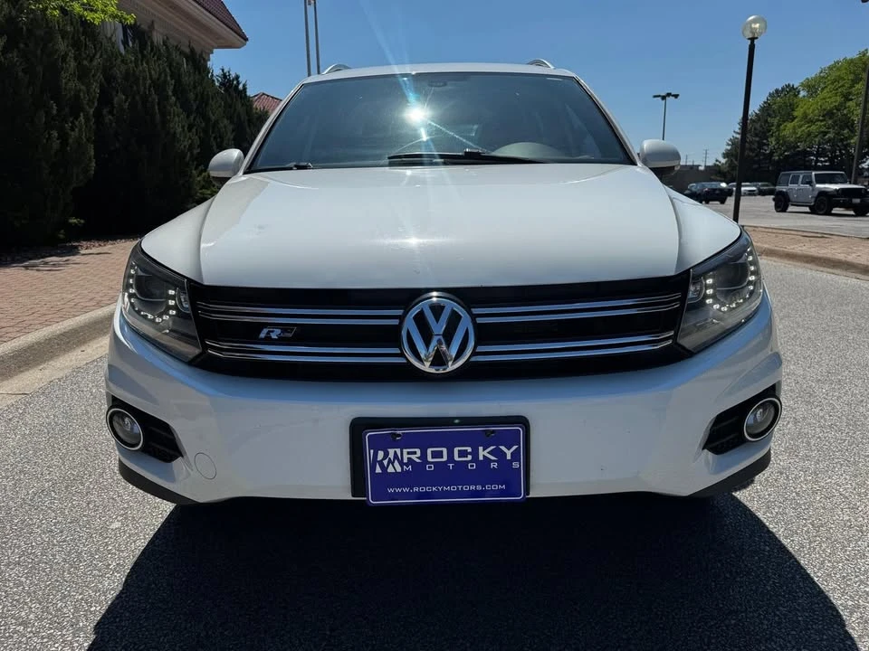 2017 Volkswagen Tiguan - Image 2 of 16
