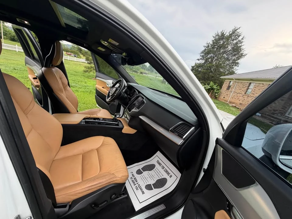2017 Volvo XC90 2nd Gen - Image 16 of 20