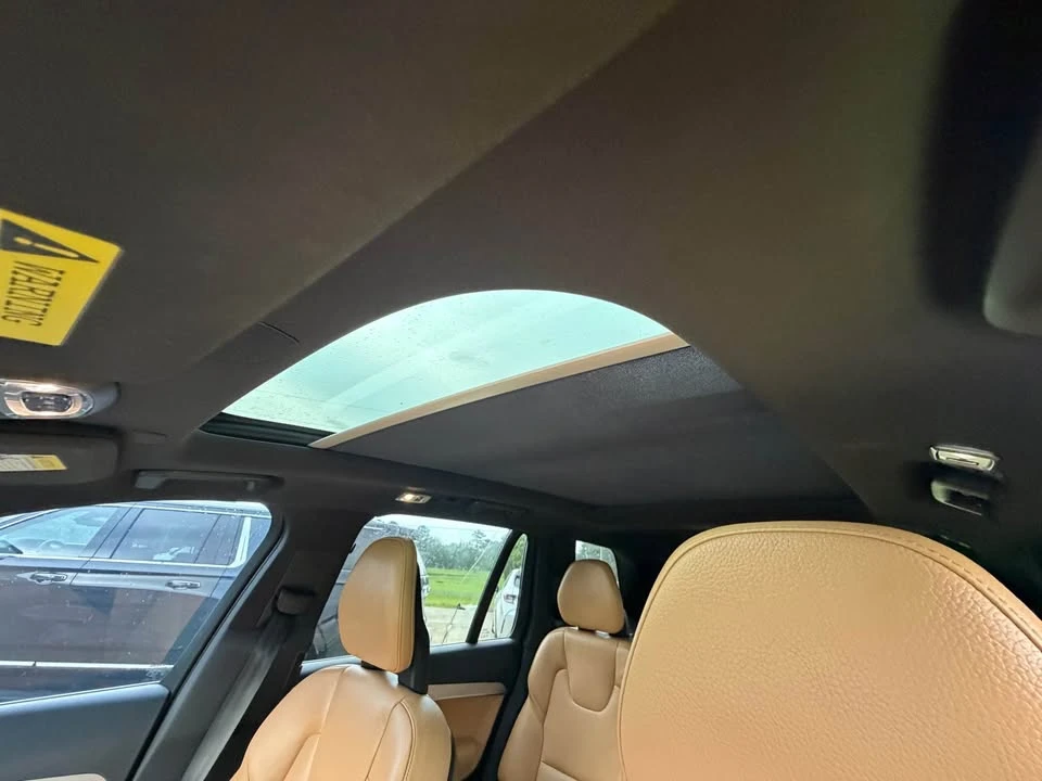 2017 Volvo XC90 2nd Gen - Image 12 of 20