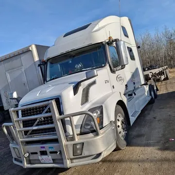 2017 Volvo 780