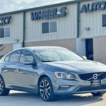 2017 Volvo S60 2.4T AWD