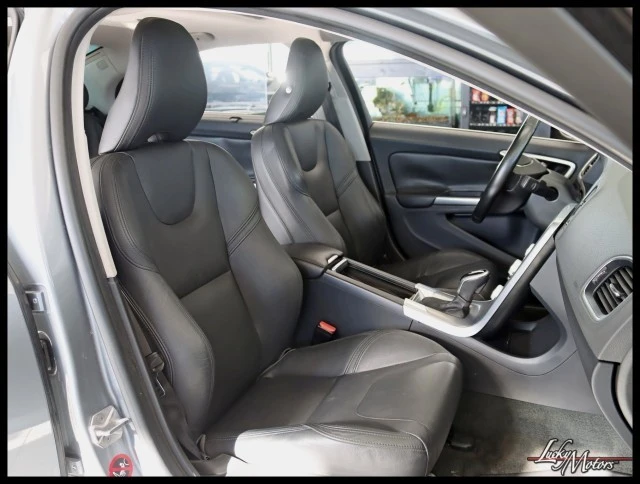2017 Volvo S60 2nd Gen - Image 23 of 31