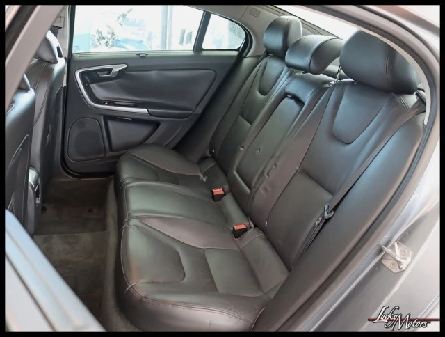 2017 Volvo S60 2nd Gen - Image 24 of 31
