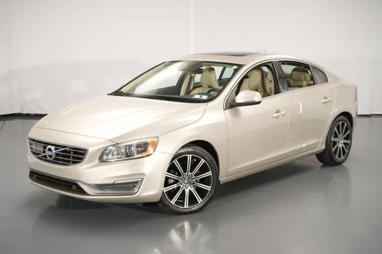 2017 Volvo S60 Inscription Platinum