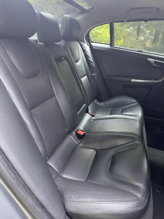 2017 Volvo S60 2nd Gen - Image 7 of 12