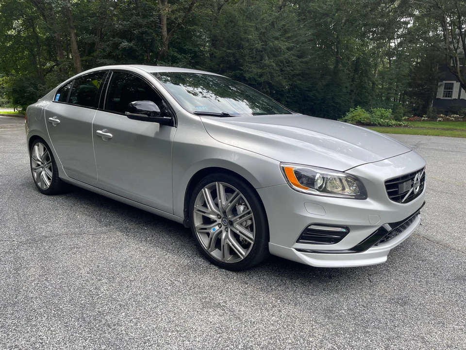 2017 Volvo S60 2nd Gen - Image 23 of 31