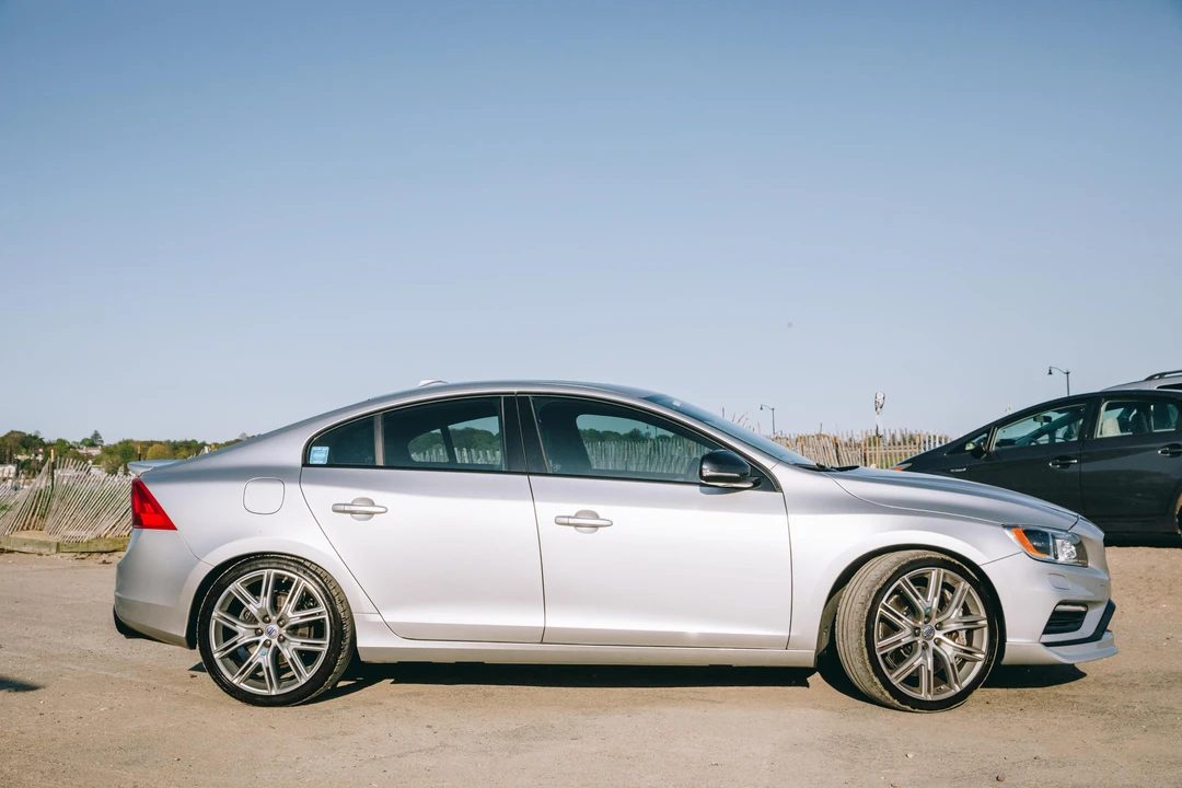 2017 Volvo S60 2nd Gen - Image 20 of 31