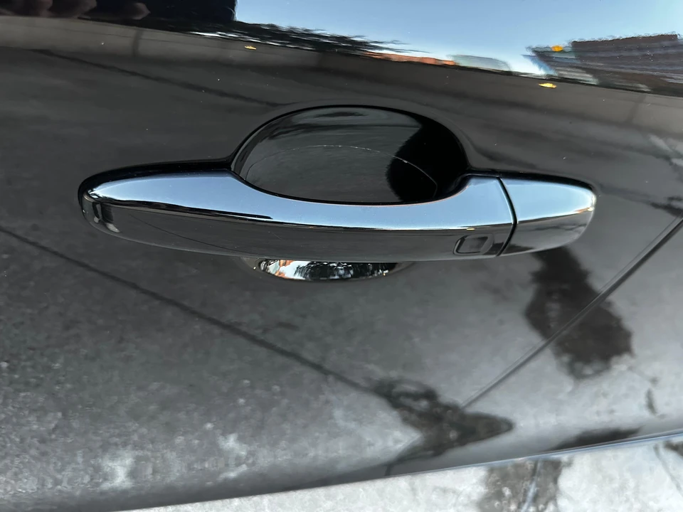 2017 Volvo S60 2nd Gen - Image 12 of 31