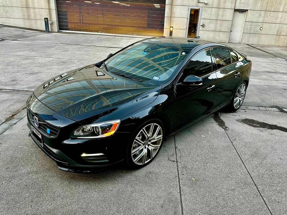 2017 Volvo S60 2nd Gen - Image 6 of 31